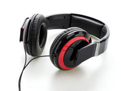 Win7电脑耳机没声音怎么办？