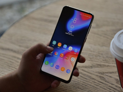 三星A8s好用吗？Galaxy A8s手机综合评测