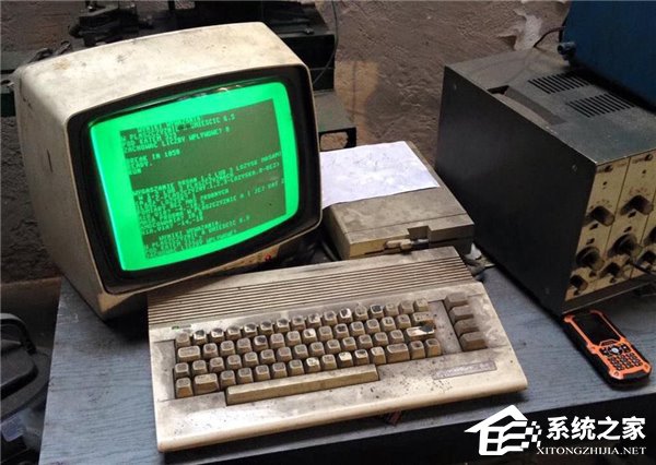电脑界小强：34年前的电脑现在还能正常运行