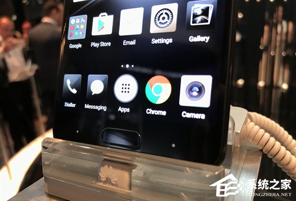 华为Mate9真机展示：金属拉丝超级亮眼