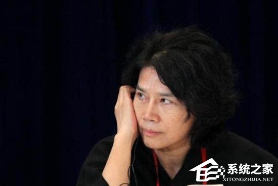 分析：董明珠突然卸任格力集团董事长的原因