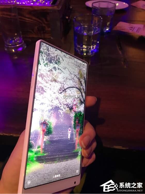 小米展示CES2017发布会海报:白色版小米MIX有望推出