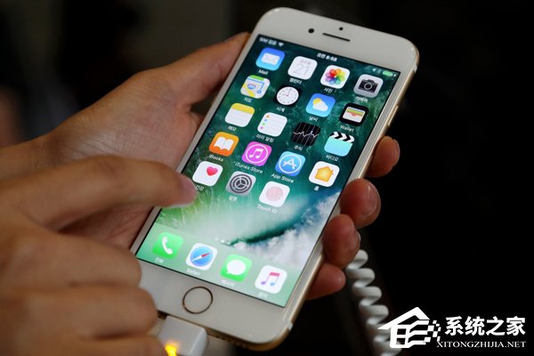 App Store元旦创纪录:单日销售近2.4亿美元
