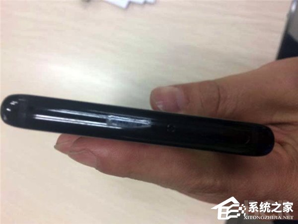 三星S8真机高清大图曝光：开屏效果超震撼