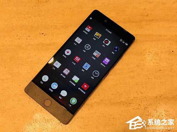 圆滑当道时代中的锐丽异类？坚果Pro真机上手图曝光