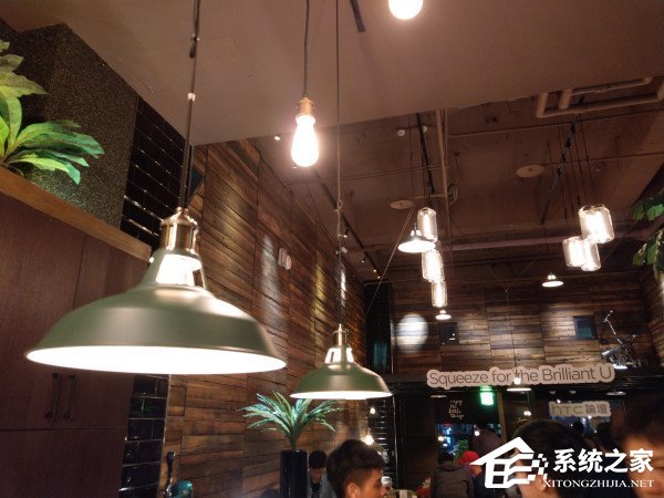 HTC U11拍照样张出炉：夜拍也很美