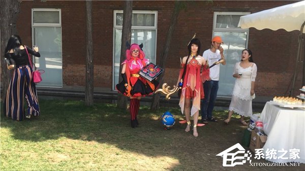 红辣椒4A发布：全面开黑，现场各种Cosplay
