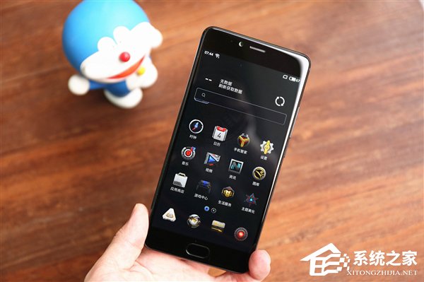 1799元！魅蓝E2变形金刚定制版开箱图赏