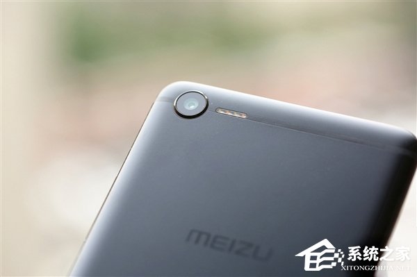 1799元！魅蓝E2变形金刚定制版开箱图赏