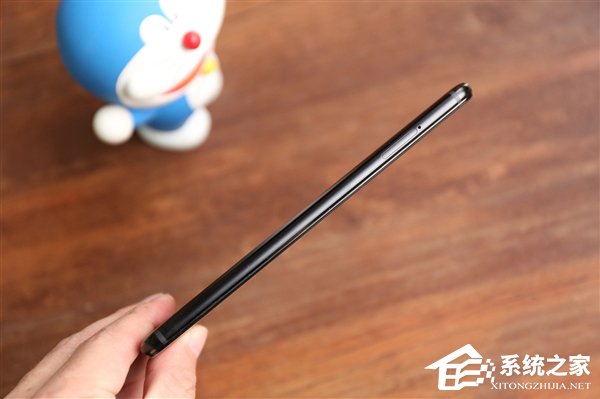 1799元！魅蓝E2变形金刚定制版开箱图赏