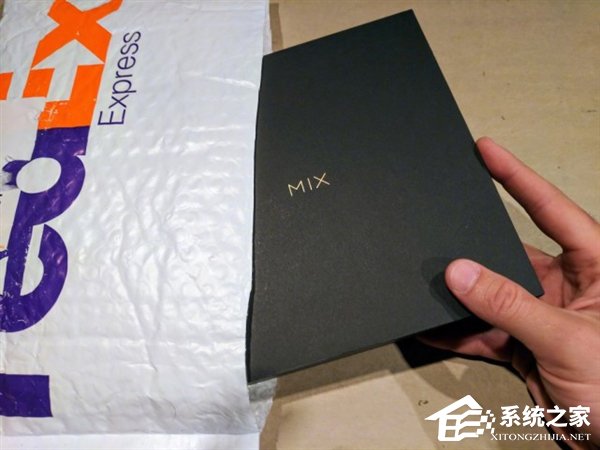 就长这样?疑似小米MIX2真机照曝光