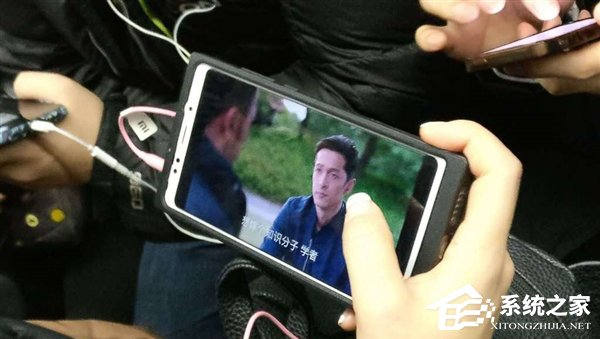 耳机孔又回来了？小米全面屏新机偷跑