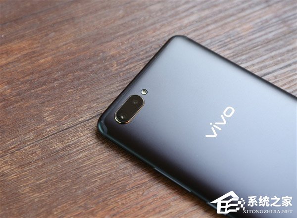 vivo X20 Plus屏幕指纹版好看吗?vivo X20 Plus屏幕指纹版开箱图赏