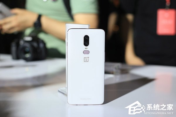 一加6怎么样？OnePlus 6手机真机上手体验评测
