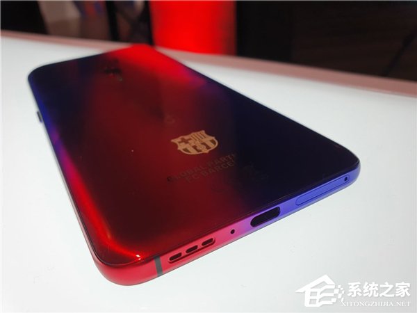 OPPO Reno巴萨定制版上手图遭曝光
