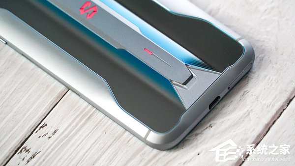 黑鲨游戏手机2 Pro值得买吗？黑鲨2 Pro体验评测