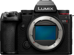 松下 LUMIX 新品发布会定档 1 月 5 日晚，有望推出支持相位对焦的 S5 Mark II 相机