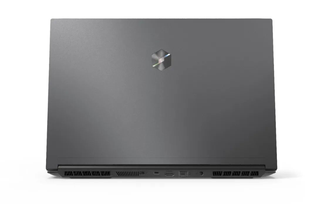 机械革命发布新款蛟龙 5 游戏本：R7 7735H + RTX 3050，4899 元