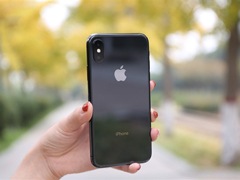 iPhone X销量超预期 狂加订单