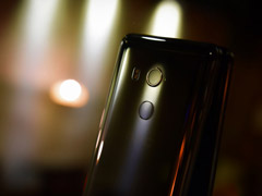 HTC U11 EYEs值得买吗？HTC U11 EYEs全面评测