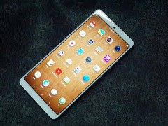 坚果Pro 2纯白色限量版值得买吗？坚果Pro 2纯白色限量版真机图赏