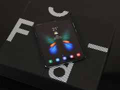 三星Fold好不好？Galaxy Fold手机评测