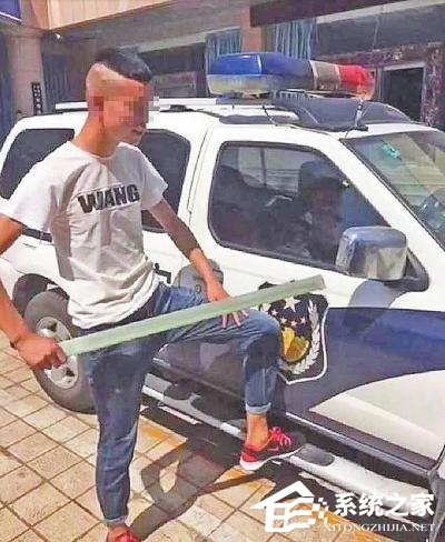 花样作死！男子录视频扬言要把警车砸了