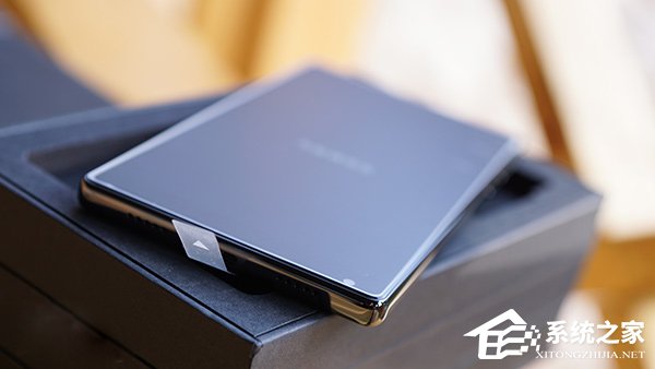 惊艳全面屏：小米MIX概念手机开箱实拍图赏