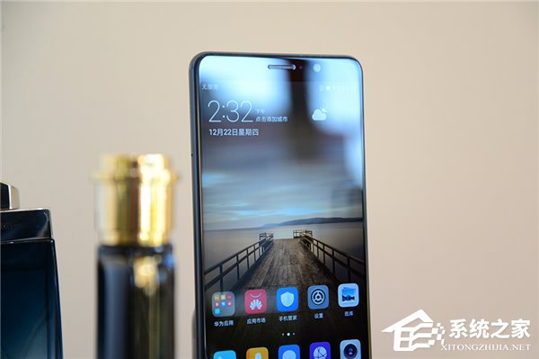 华为Mate 9曜石黑版开箱图赏：这次黑的亮眼