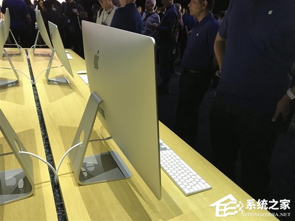 苹果全新iMac真机图赏:配置强大,最好的Mac显示器