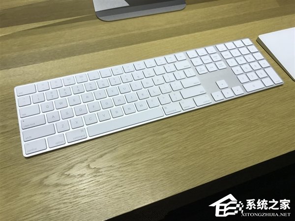 苹果全新iMac真机图赏:配置强大,最好的Mac显示器
