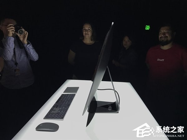 苹果全新iMac真机图赏:配置强大,最好的Mac显示器