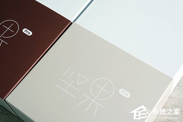 锤子手机坚果Pro浅金+巧克力色开箱图赏