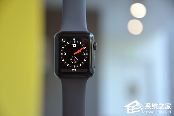 苹果Apple Watch Series 3开箱图赏：抢眼小红点