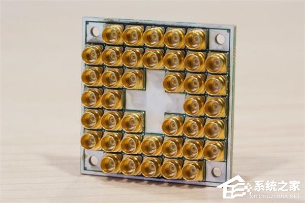 领跑全球！外媒：英特尔开发出新型超导量子计算芯片