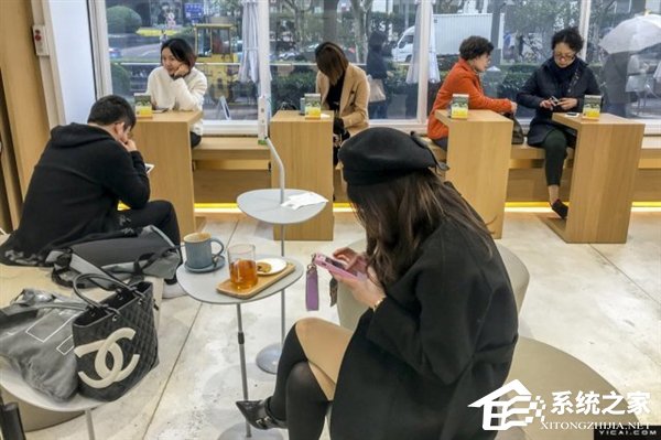 奶茶妹妹章泽天投资奶茶店：五亿奶茶店开业