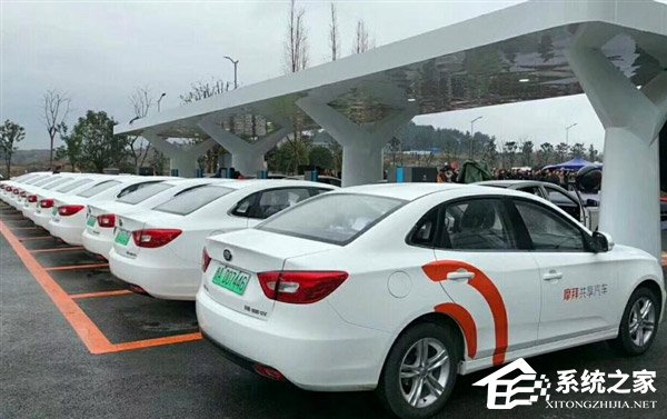 摩拜首批共享汽车在贵州开始试运行