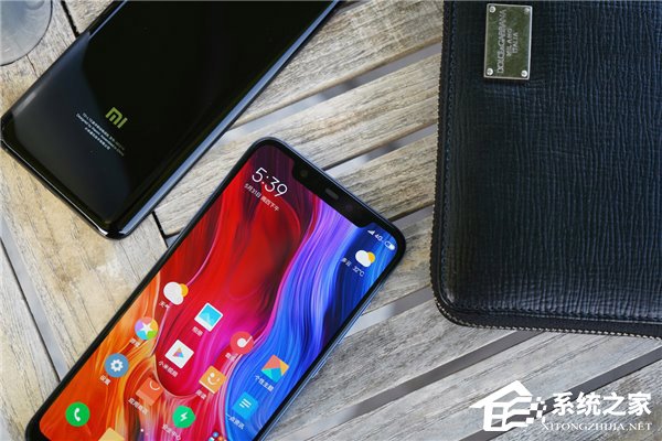 小米8好不好？小米8亮蓝版真机上手体验评测