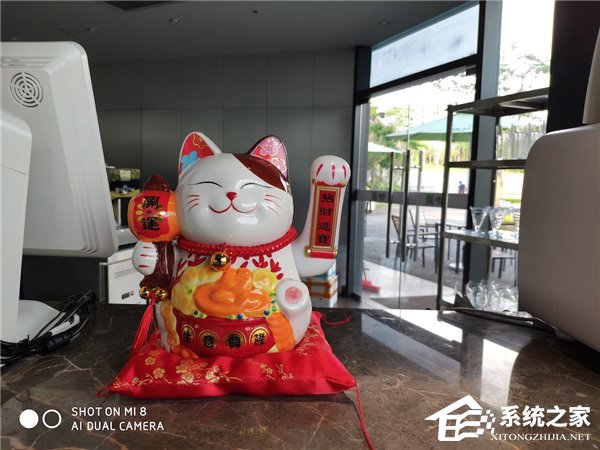 小米8好不好？小米8亮蓝版真机上手体验评测