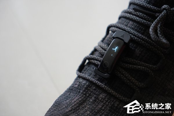 买小米手环3还是荣耀手环4 Running版?荣耀手环4 Running版和小米手环3区别对比