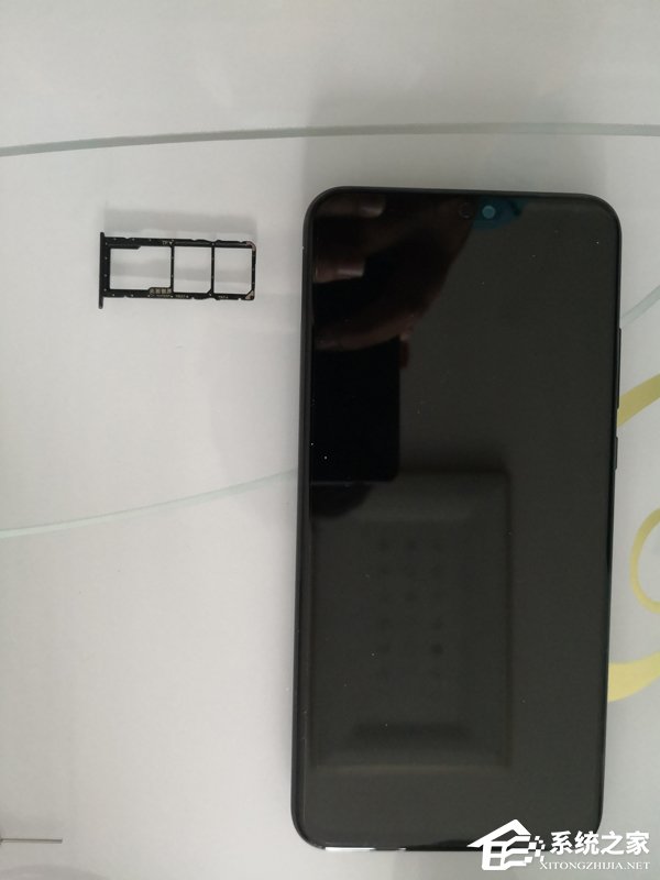 买华为荣耀8X还是7X？荣耀7X和荣耀8X外观对比