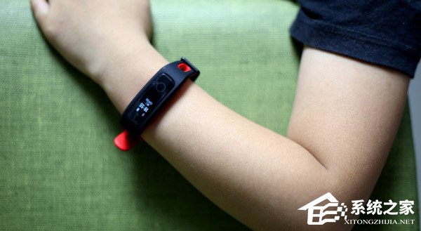 荣耀手环4 Running版值不值得买？荣耀手环4 Running版上手体验评测