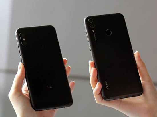 买荣耀畅玩8C还是红米6 Pro？红米6 Pro和荣耀畅玩8C对比评测
