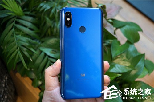 买小米MIX 3还是小米8？小米8和小米MIX 3区别对比