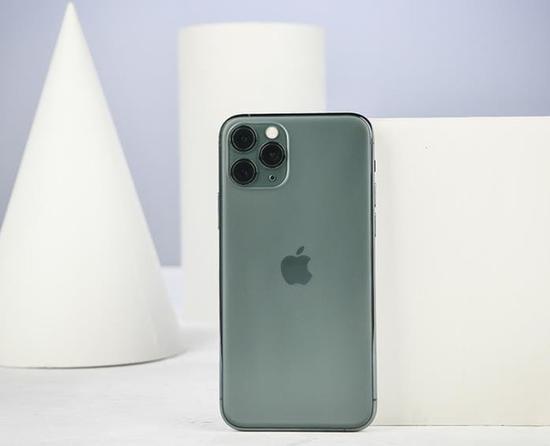 买华为Mate30 Pro还是iPhone 11 Pro?