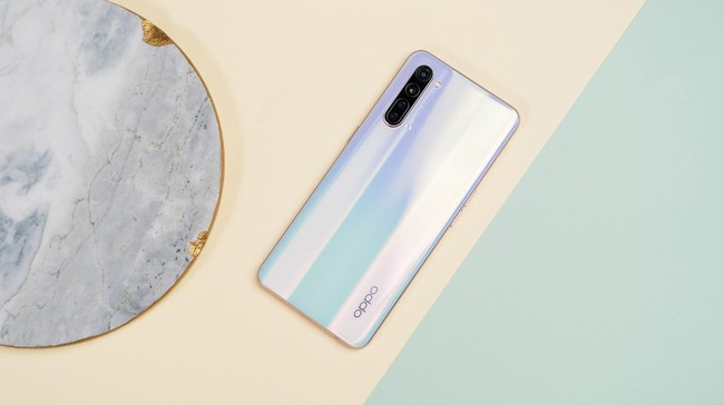 OPPO Reno3好用吗？