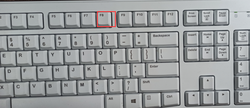 Win7重装后进不去系统怎么办?