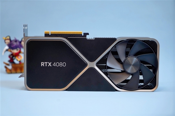 当RTX 4080变成白色：爱了