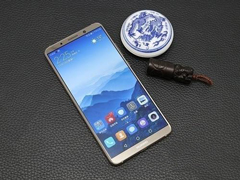 一加5T和华为Mate10 Pro买哪个好？华为Mate10 Pro和一加5T对比评测