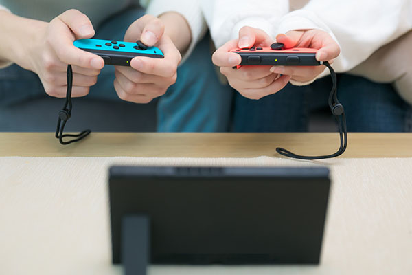 Steam deck和Switch哪个好？Steam deck和Switch买哪个（一文看懂）